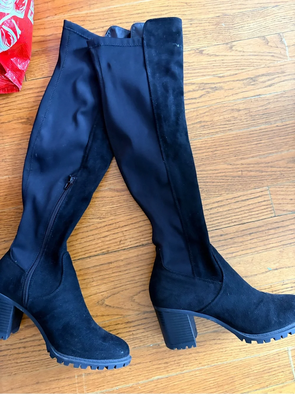 Women's Black Knee-High Block Heel Boots - Classic Stylish Design